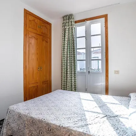 3 Bedroom Awesome In Abades